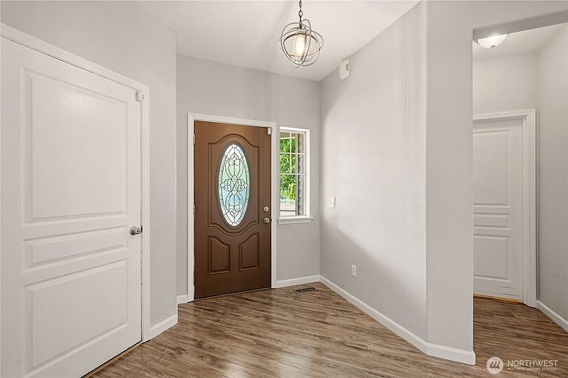 2nd image of 17416 91st Avenue E