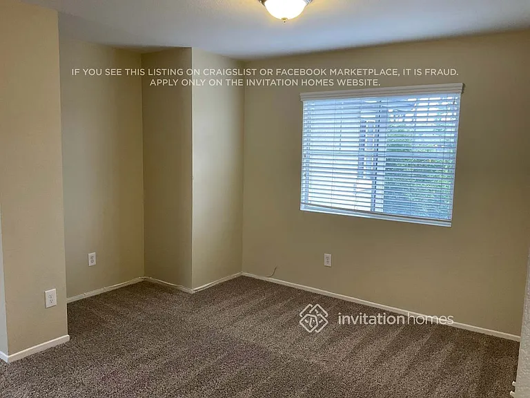 26186 Lawrence Union Dr — Photo 11