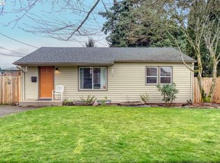 952 8th Ave, Longview, WA 98632