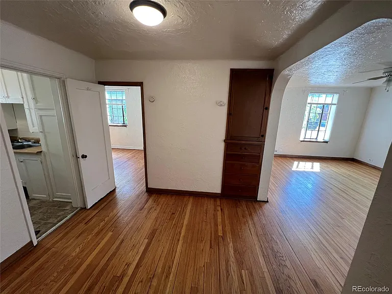 2535 E 14th Ave #10 — Photo 15
