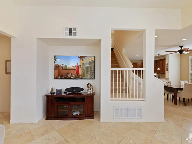 52130 Rosewood Ln — Photo 39