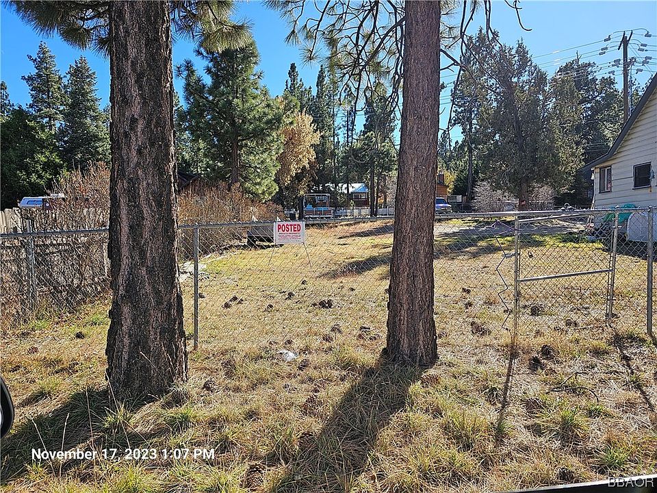 2nd image of 409 Booth Way
