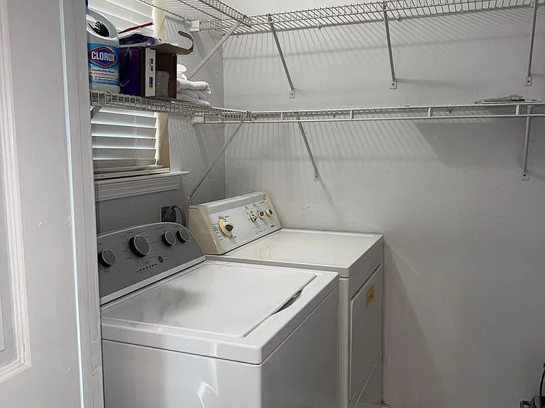 3 Hollycrest Blvd — Photo 21
