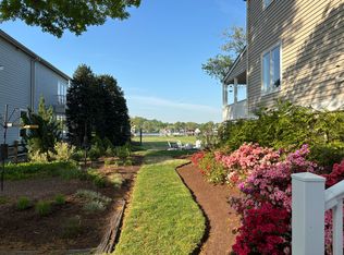 18 E Lake Dr #1, Annapolis, MD 21403