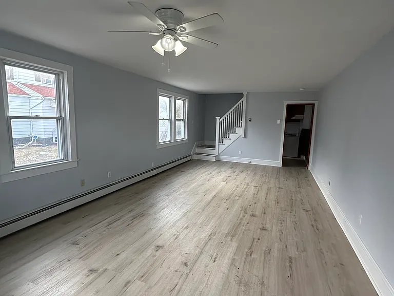 1259 Sively St — Photo 6