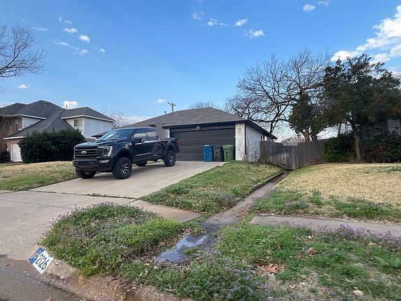 5th image of 2126 Wedgewood Dr