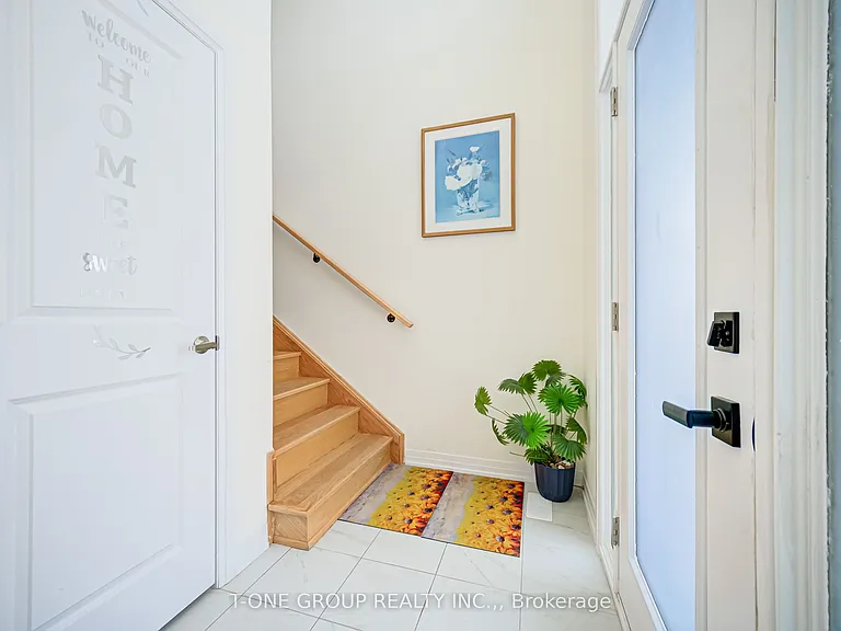 83 Millman Ln — Photo 3