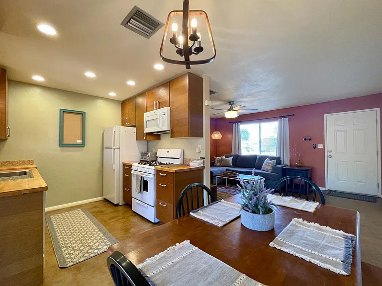 72000 Cactus Dr #FURNISHED UTILITIES — Photo 9
