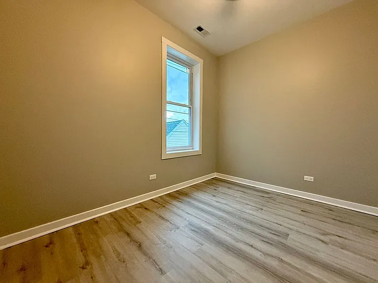 3222 S Aberdeen — Photo 19