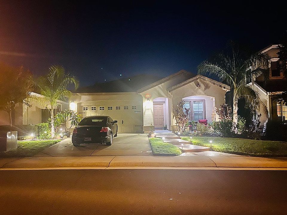 2nd image of 1831 Ravenna Way