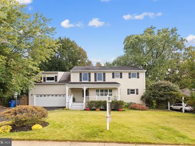 6049 Brook Dr, Falls Church, VA, 22044
