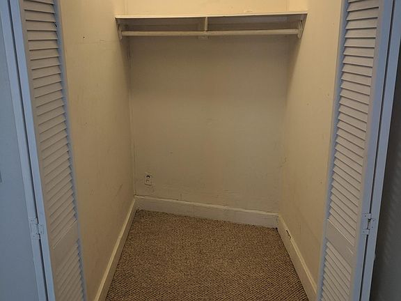 5th image of 132 Claremont Ave #1