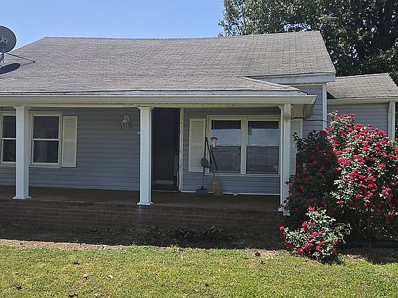 2nd image of 32 Loop Rd