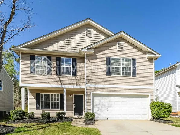 4818 Autumn Oak Dr, Charlotte, NC 28269