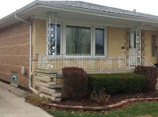 3136 W 100th Pl, Evergreen Park, IL 60805