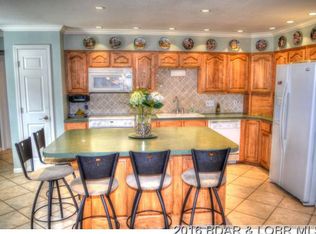 343 Winter Wood Loop, Linn Creek, MO 65052