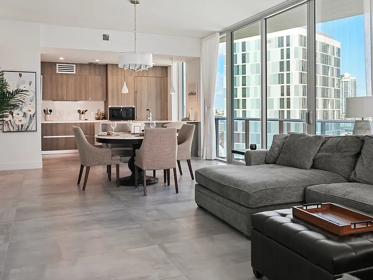 17550 Collins Ave #1205 — Photo 30