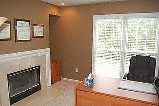 4th image of 1722 Mountain Ash Dr