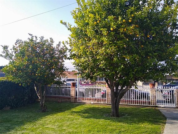 3rd image of 16784 Samgerry Dr