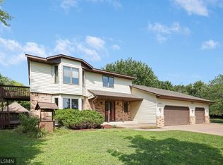 9060 Jane Rd N, Lake Elmo, MN 55042