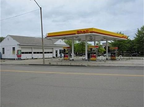 2nd image of 4302 Main St