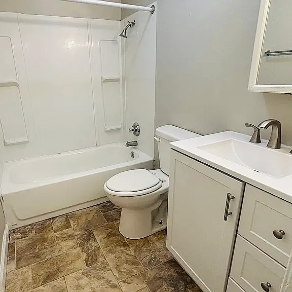 1113 Austin Dr — Photo 7