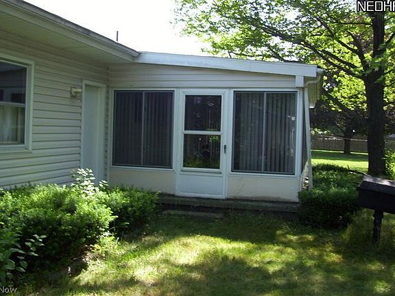2nd image of 4703 Westwood Dr