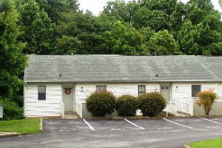 1st image of 231 Countryplace Ln