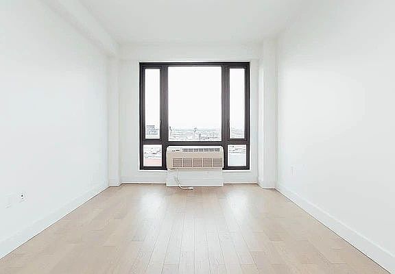 4th image of 635 4th Ave #718