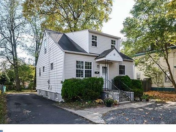 3rd image of 105 White Horse Ave