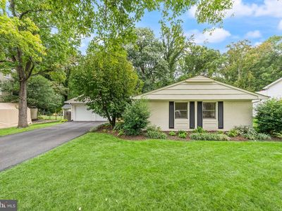 13127 Madonna Ln, Fairfax, VA, 22033