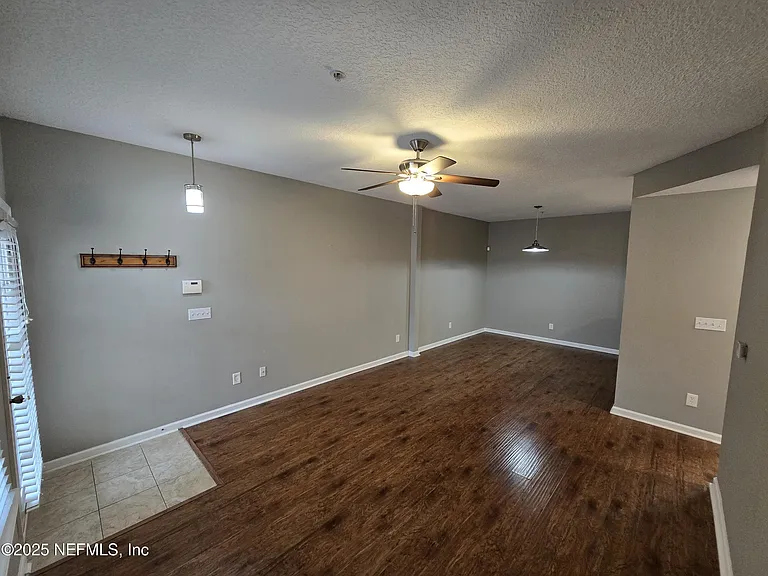 575 Oakleaf Plantation Pkwy #903 — Photo 4