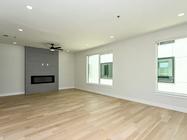 Seegar Townhomes