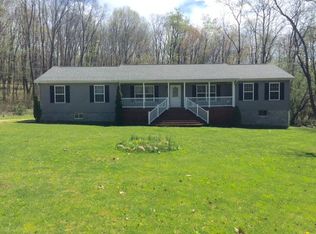 286 Wood Rd, Franklin, PA 16323