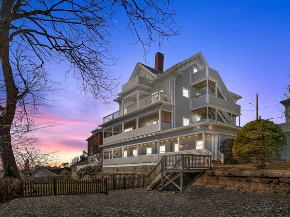 53 Summer St APT 2, Gloucester, MA 01930