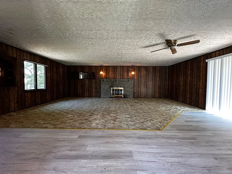 8232 Mercer St #2 — Photo 3