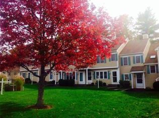 15 Hobart Ln, Rockland, MA 02370