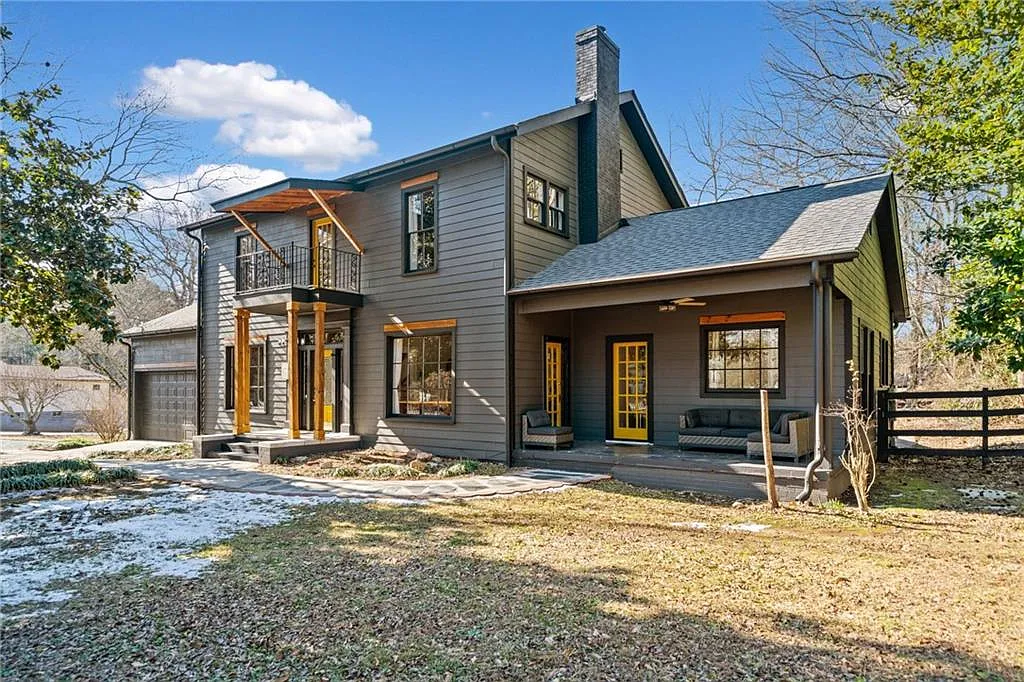 6 bed, 3.0 bath, 2754 sqft, $6,000 — Photo 1