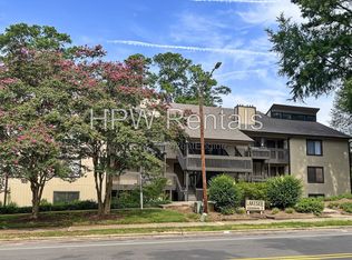 3007 Huntleigh Dr, Raleigh, NC 27604