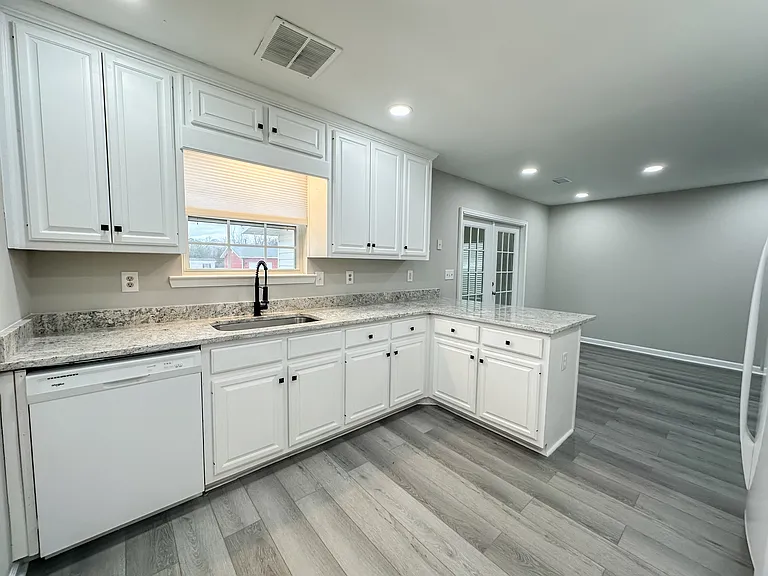 450 Fowler Rd #A — Photo 4