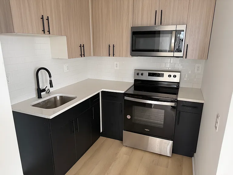 4126 Parkside Ave #4R — Photo 1