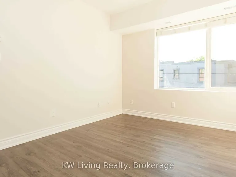 247 Chisholm Ave #3 — Photo 15