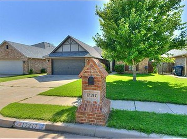 17217 Prado Dr