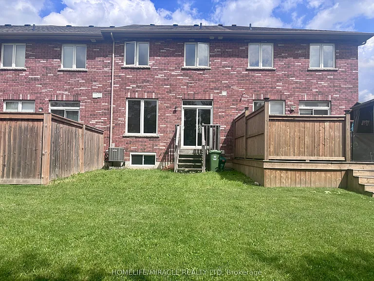 45 Seabreeze Cres #7 — Photo 17