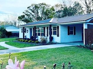 93 Wilson St, Hazlehurst, GA 31539