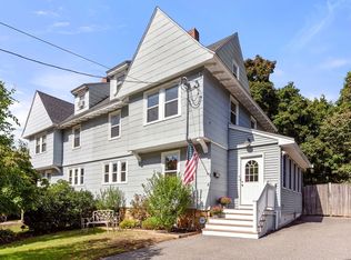 4 Lower Jones Rd, Hopedale, MA 01747
