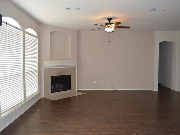 4th image of 10109 Noel Dr
