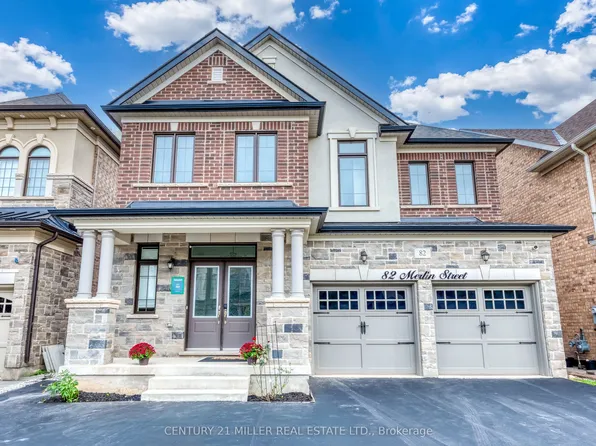 82 Merlin St, Oakville, ON L6H 0Z4