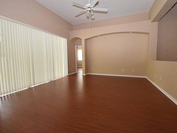 5th image of 31207 Anniston Dr
