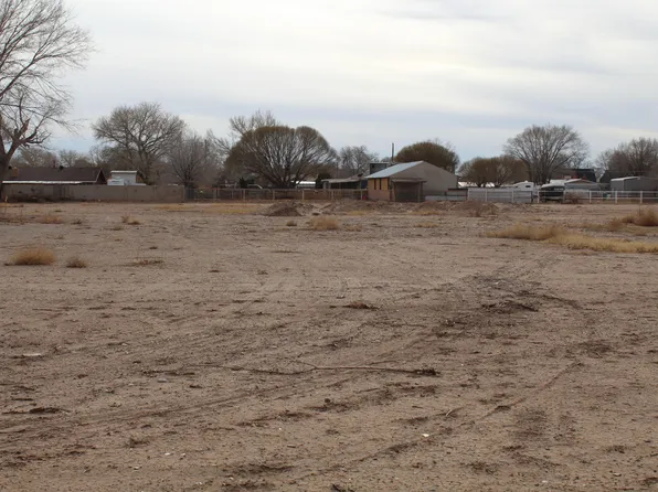 1502 Phoebe Ct SW, Albuquerque, NM 87105